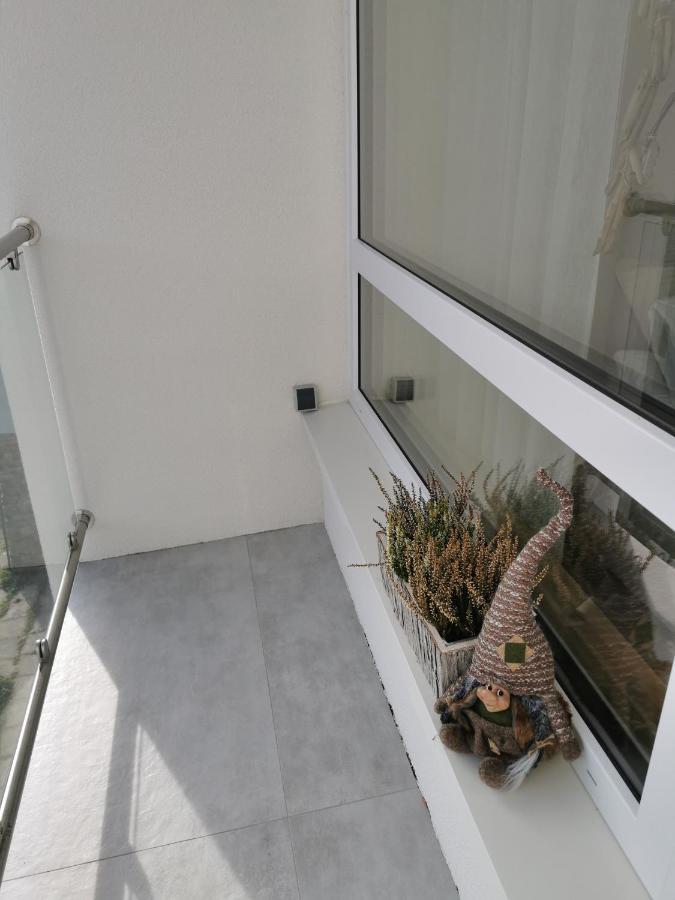 Hearth Hill View Apartment Устронь Екстер'єр фото